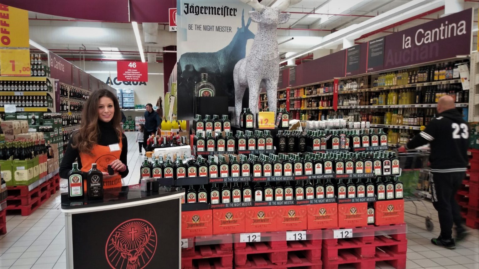Hostess in store marketing Jagermeister