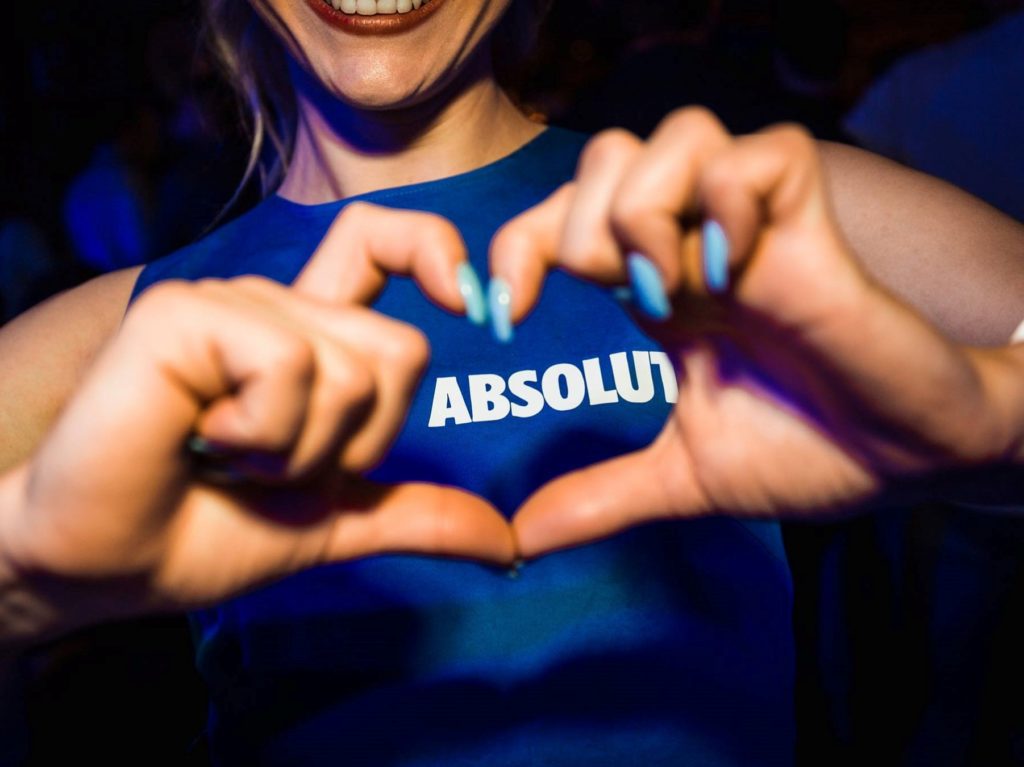 Tour - Absolut - Hostess cuore