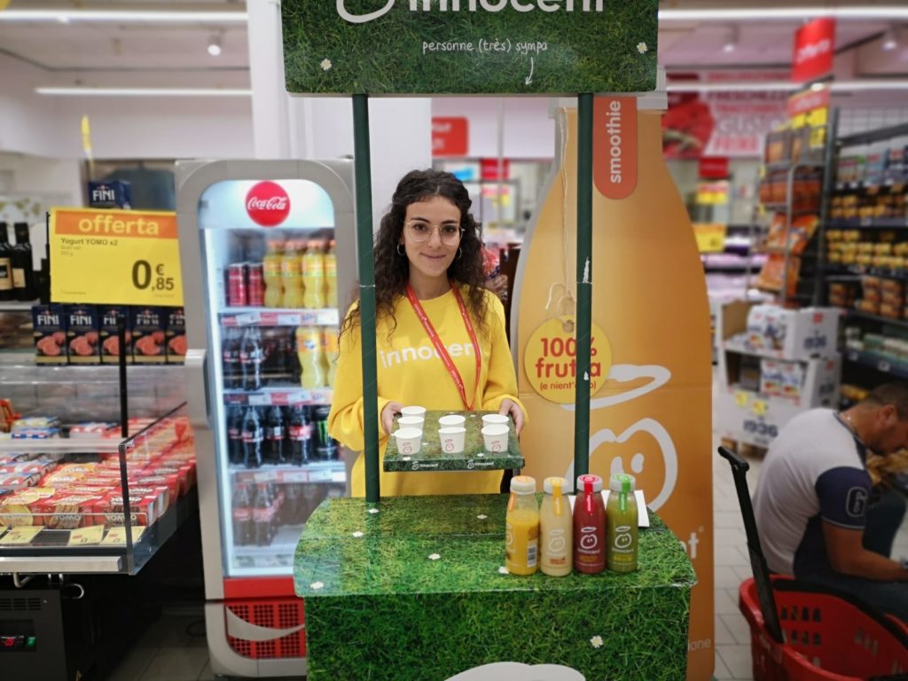 Instore - Innocent - Hostess - Degustazione