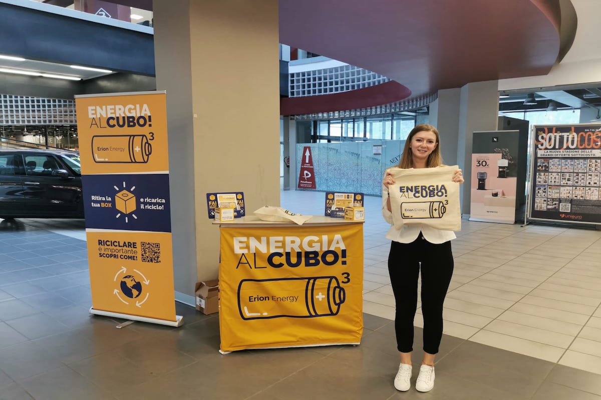 Shop in shop, Hostess e Promoter per Energia al Cubo, Unieuro